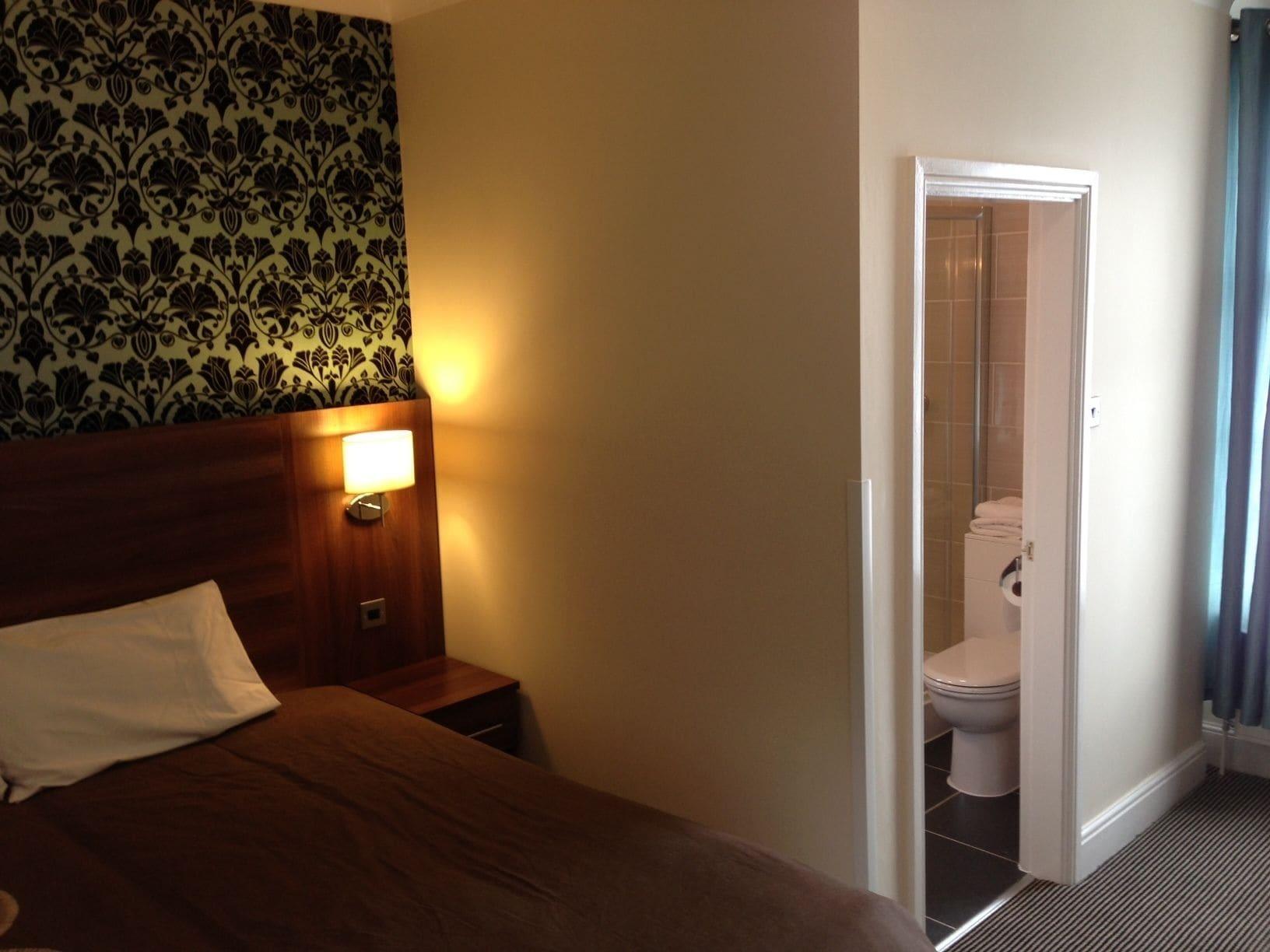 וולברהאמפטון Ely House Hotel מראה חיצוני תמונה
