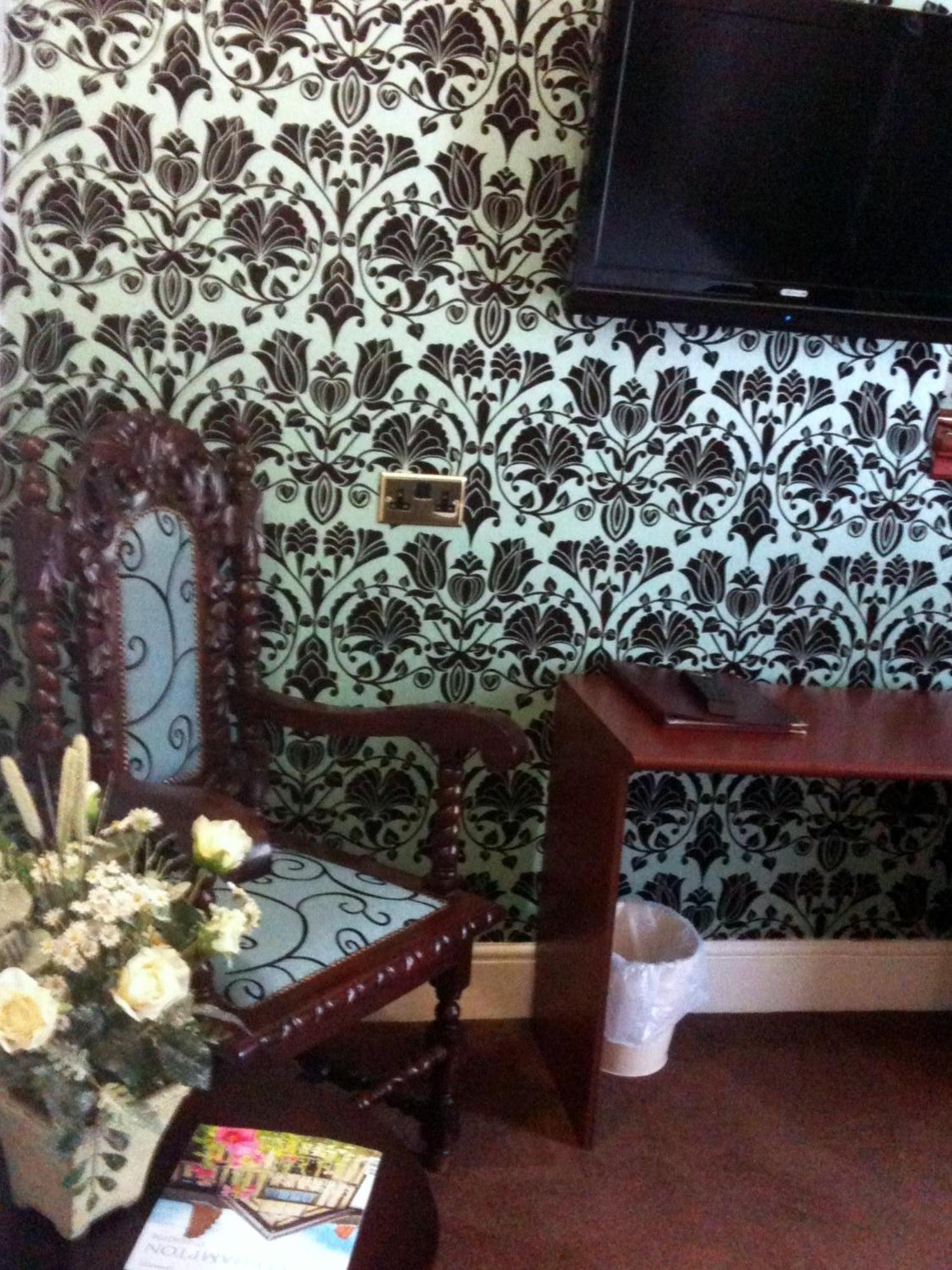 וולברהאמפטון Ely House Hotel מראה חיצוני תמונה
